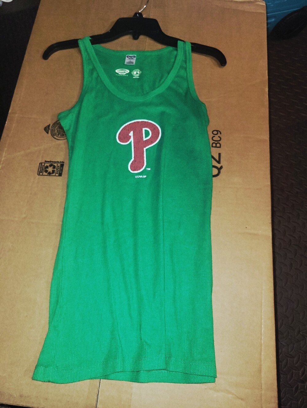 (5) Women's Size Large PHILADELPHIA PHILLIES t-shirts - Picture 6 of 8